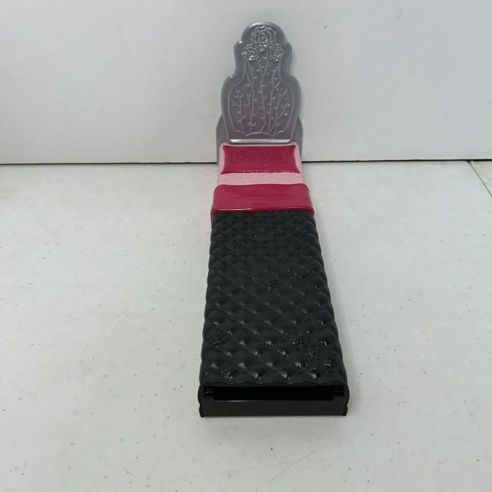 Barbie Doll Pink Gray Black Briar Beauty Thronecoming Bed Furniture Missing Leg